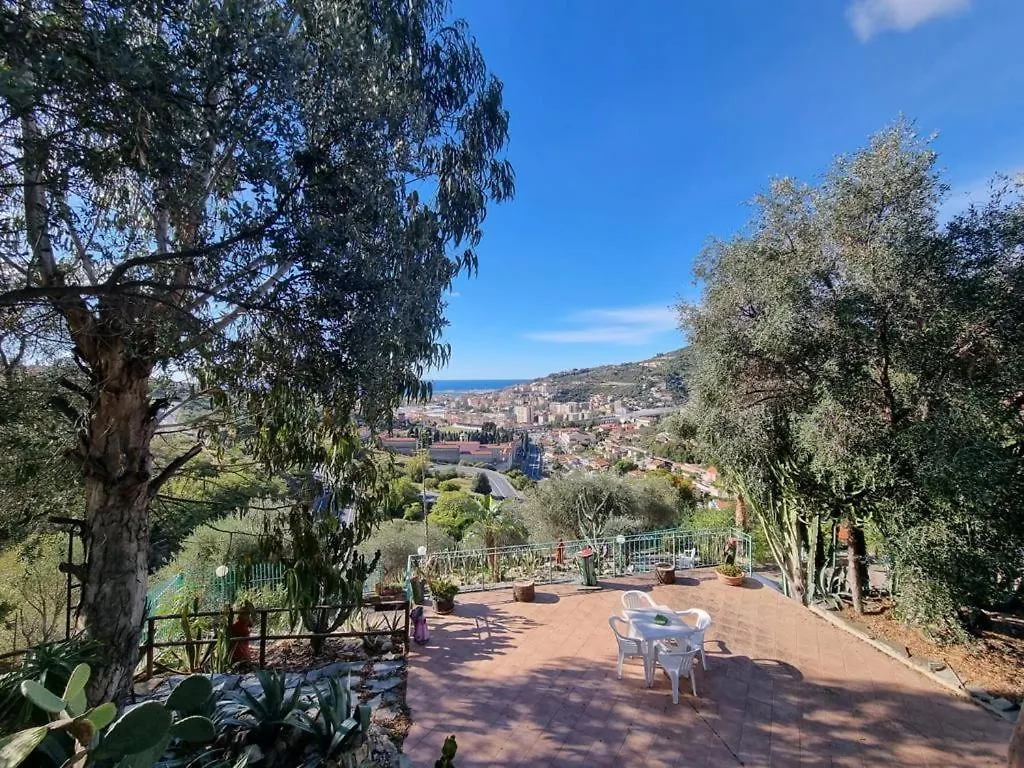 Villa Astra Imperia Apartamento
